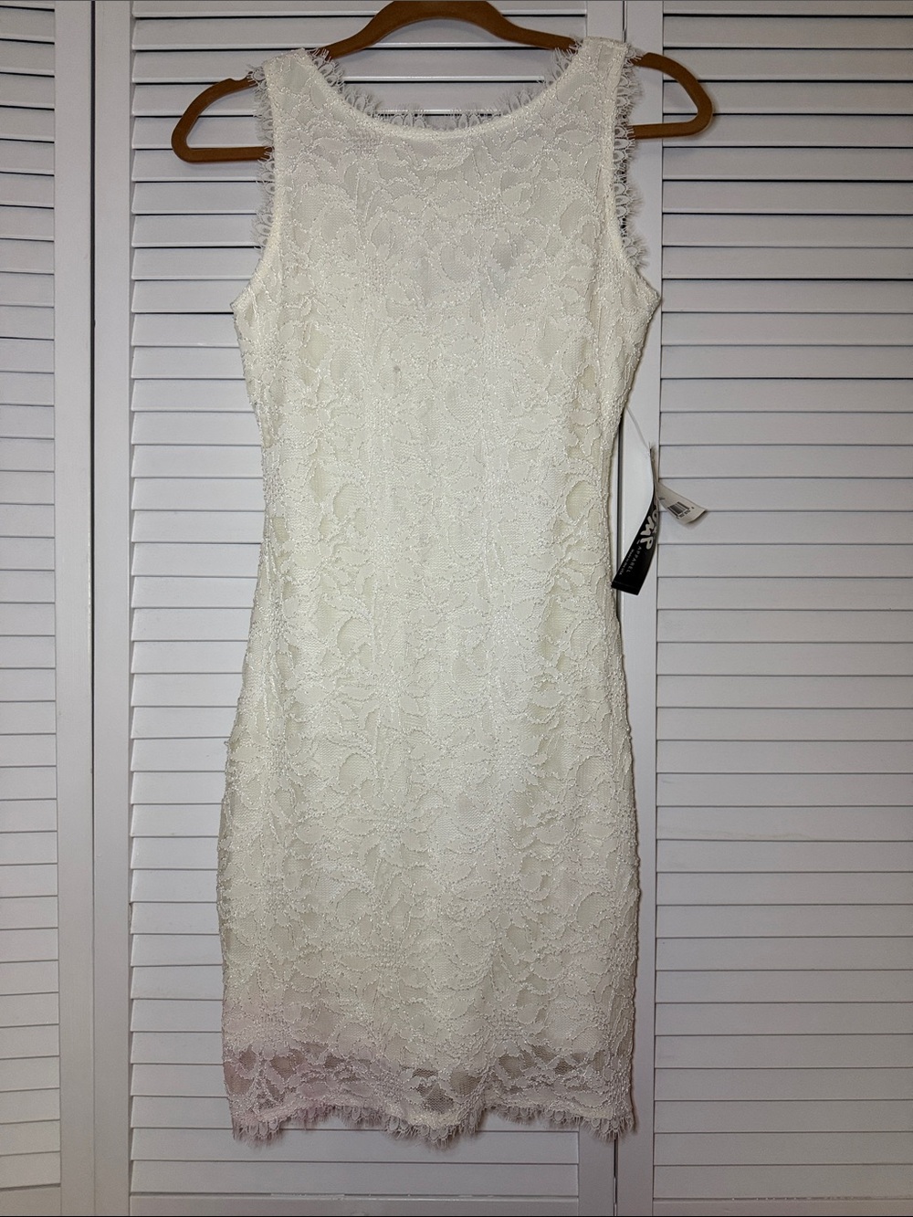 Jump Sleeveless White Lace Dress